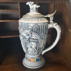 Avon 1992 Winners Circle Stein
